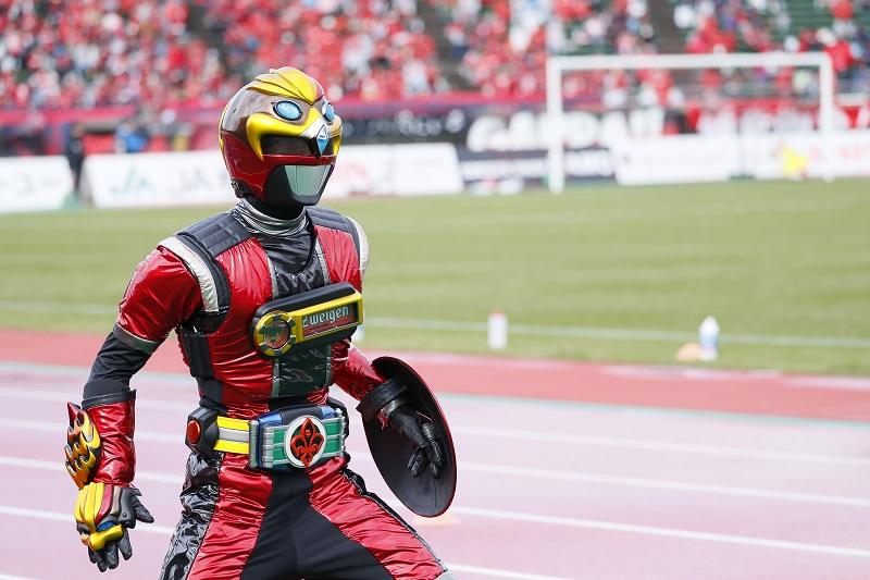 パラパラからうんこドリルまで！ツエーゲン金沢が次に狙うアパレルでの「挑戦」｜写真10