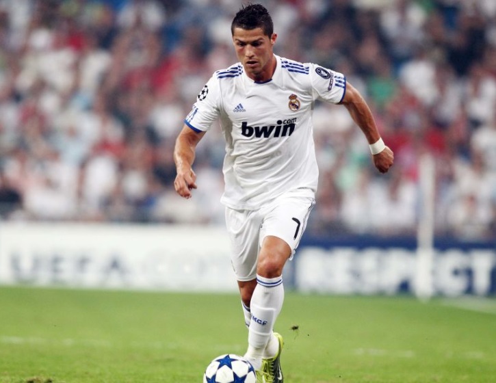 サッカーゲームFIFA、この10年間の「歴代最速スピードスター」はコイツらだ！｜写真4