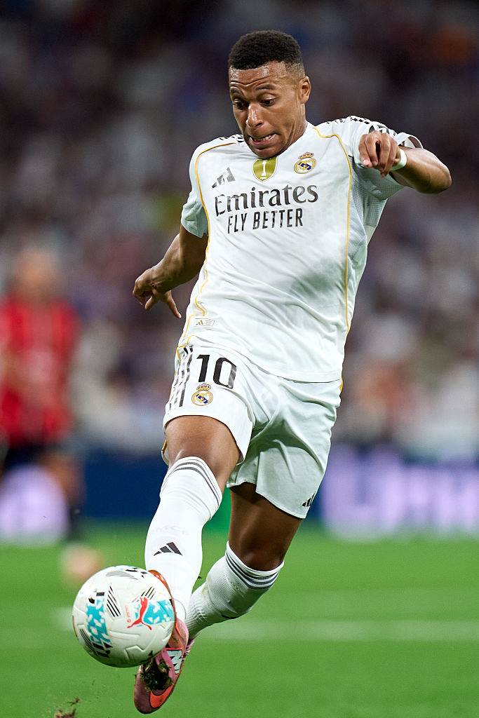 欧州の5大リーグで「最も高い給料を得ている選手」5名｜写真4