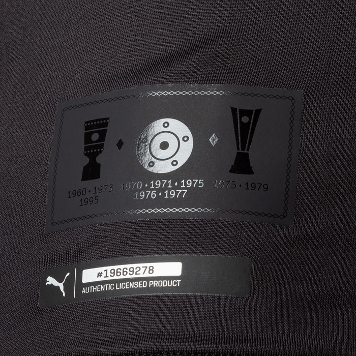 ボルシアMG、「漆黒の120周年記念ユニフォーム」を発表！｜写真4