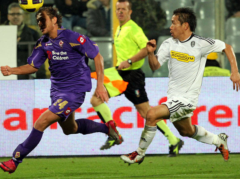 キングカズから始まった「セリエAの日本人選手」をユニフォーム姿で振り返る｜写真13