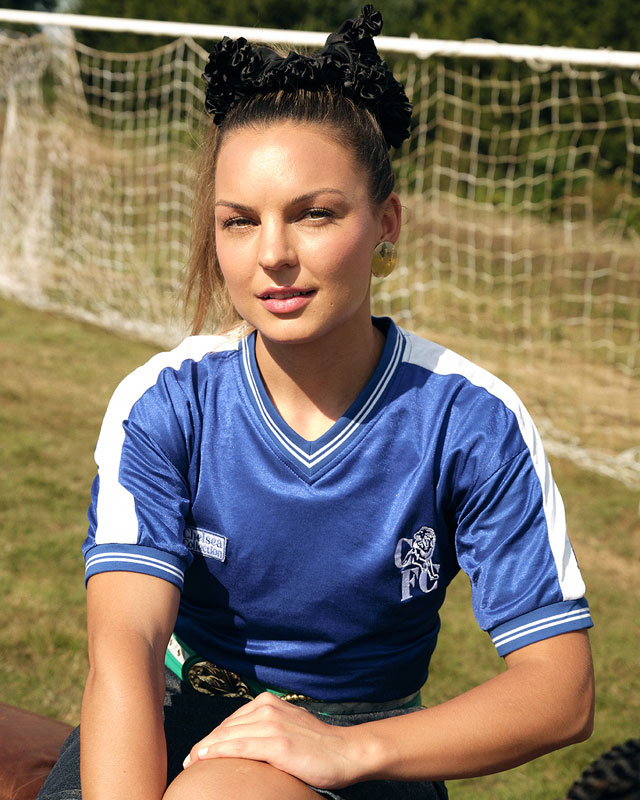 チェルシー、幻の自社ブランド「CHELSEA COLLECTION」をまさかの復刻！レトロの嵐に悶絶する｜写真6