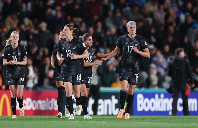 なでしこが世界4位！人気海外サイトが選ぶ2023年女子W杯最高ユニフォームTOP10｜写真11