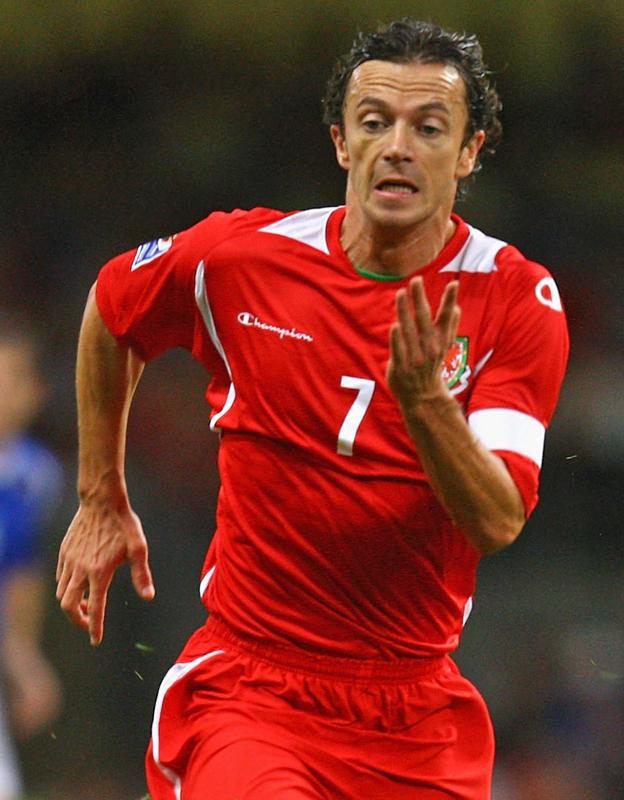 幻のサプライヤー「Champion」のユニフォームを着た4つの欧州チーム｜写真3