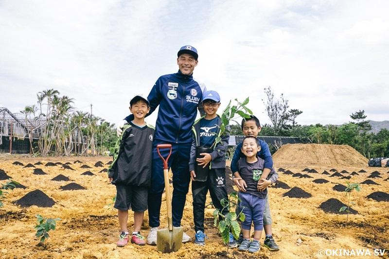 リアルサカつく！沖縄SVと高原直泰が「沖縄産コーヒー」をネスレ日本と共につくる理由｜写真8