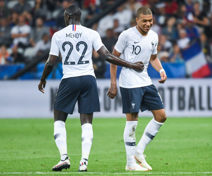 「W杯出場全32か国ユニフォームランキング！全64着を格付け」｜写真51