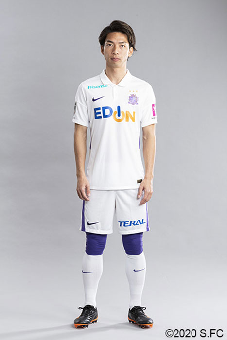 サンフレッチェ広島が2021新ユニフォームを発表！「広島の三角形」をデザイン｜写真4