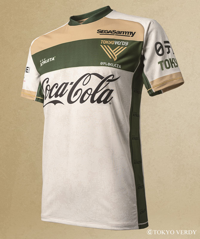なんと「ヴェルディ×Coca-Cola」復活！日テレ・ベレーザ、2022-23新ユニフォームを発表｜写真4