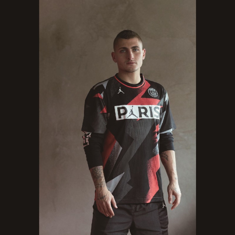 28日発売し爆売れ中、「ジョーダン×PSG」の最高にオシャレなビジュアルを見る｜写真5