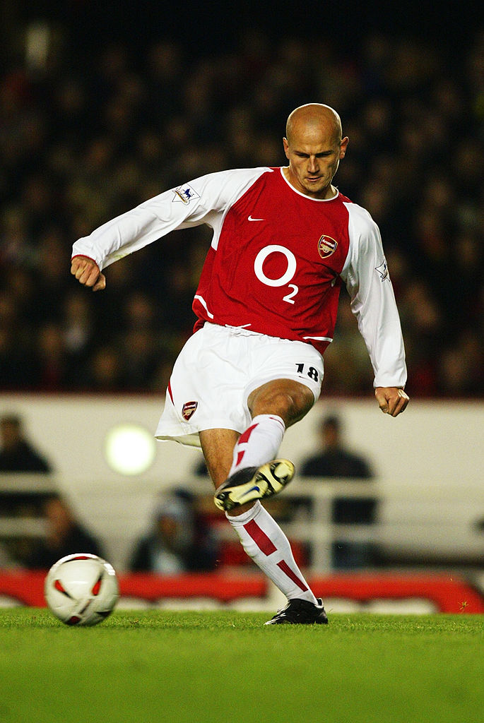伝説の無敗優勝アーセナル、2003-04の「こんな選手いたな…」の5名｜写真2