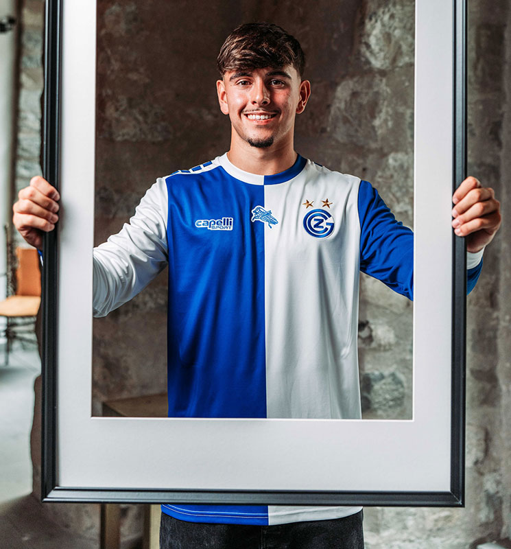 今季「胸スポンサーがない」5つの欧州名門チーム｜写真7