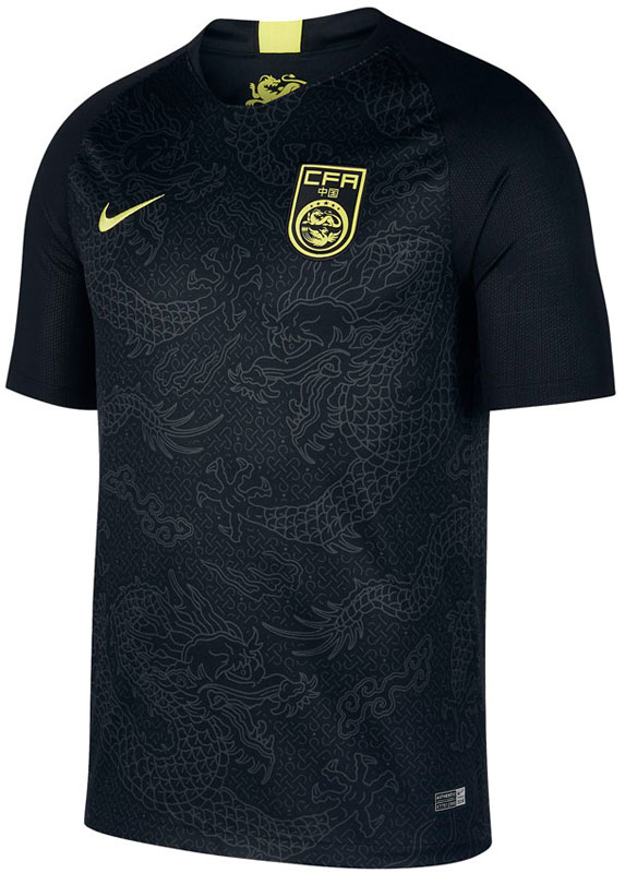 買うべきだった！「デザインがちょっと強烈すぎた」代表ユニフォーム10選｜写真8