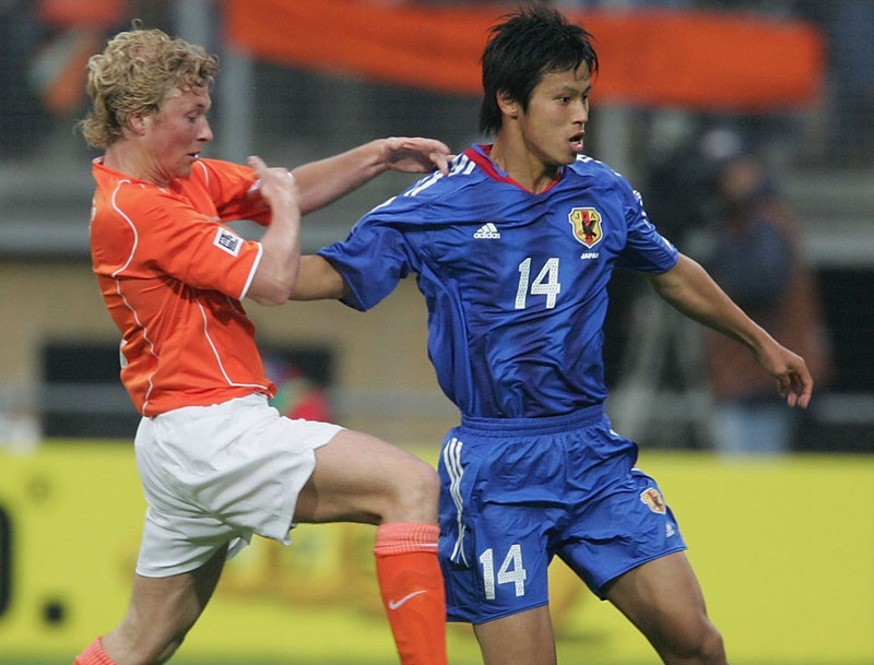 日本代表の歴代ユニフォームを見る！2004-05「グラデーションモデル」｜写真6