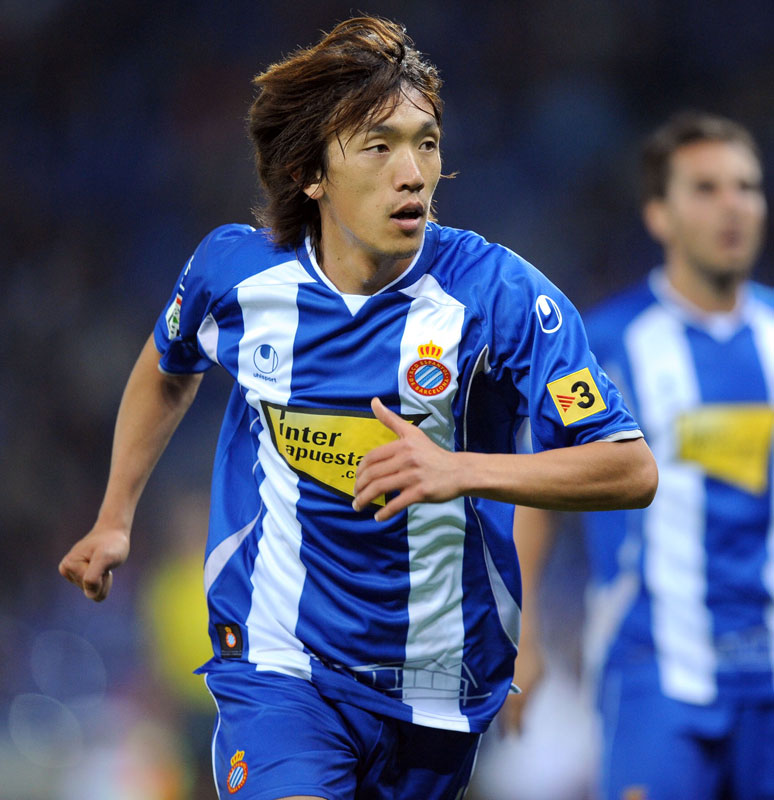 中村俊輔、そのキャリアで「最高にかっこいいユニフォーム姿」9選｜写真5