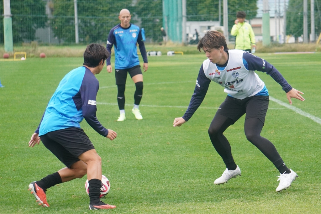 J1昇格PO争いのJ2モンテディオ山形！大卒ルーキーDF相馬丞が負傷者相次ぐ最終ラインに名乗り｜写真3