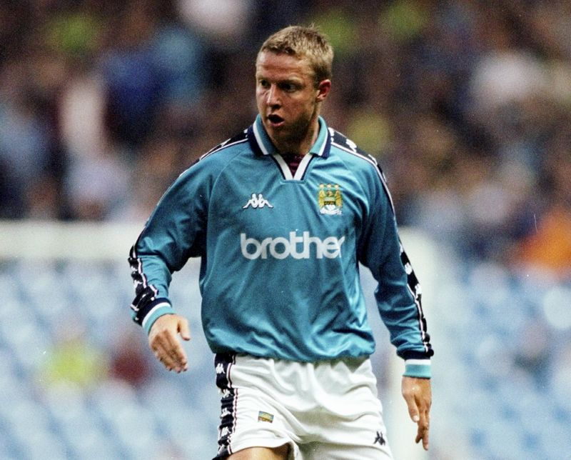 日本企業も！スポンサーロゴが「最高」だったユニ、TOP10｜写真8