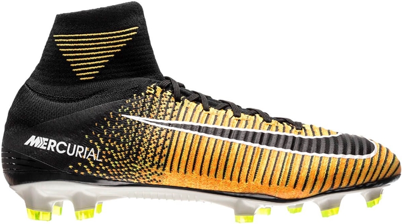 日本代表選手の着用スパイクまとめ（2017年8-9月）｜写真5