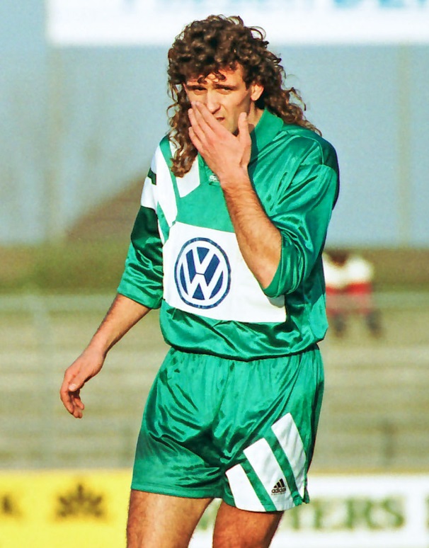 adidasの「でかロゴ」が最高にクールなユニフォームTOP10｜写真13