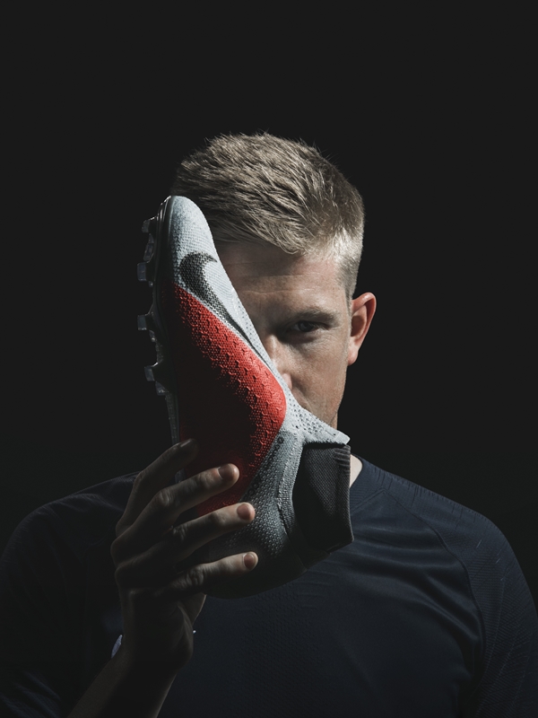 NIKEが新スパイク『ファントム ビジョン』を発表！デ・ブライネ、コウチーニョらが着用｜写真6
