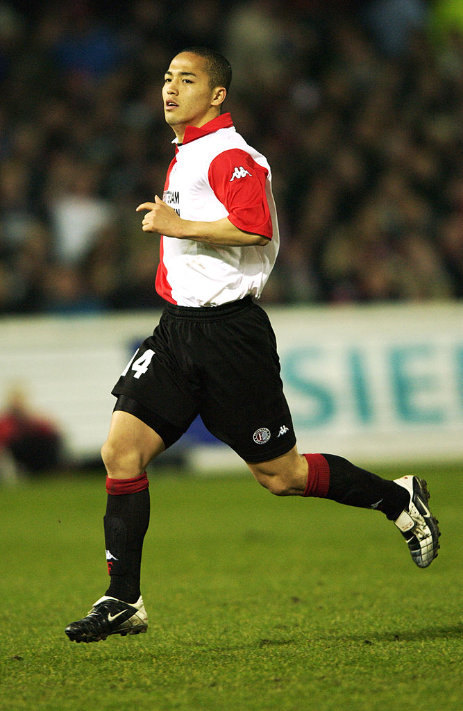 小野伸二が戦った「UEFAカップ決勝」フェイエノールトのスタメン11名覚えてる？｜写真8