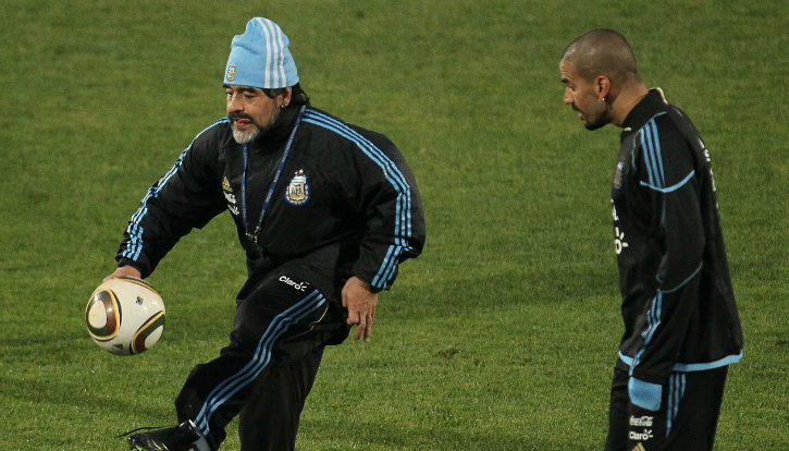 あのベロンが選ぶ！「史上最強のアルゼンチン代表ベスト11」が超シブい｜写真5