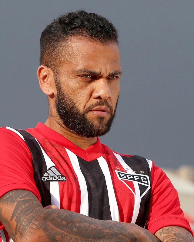 名門サンパウロ、「クラシックな縦じま」2020新アウェイユニフォームを発表！｜写真3