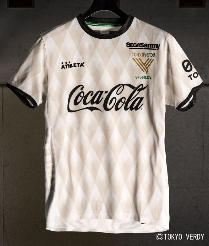 日テレ・ベレーザ、史上初の“女子専用”ユニフォームを発表！胸ロゴは「コカ・コーラ」継続でファン歓喜｜写真4
