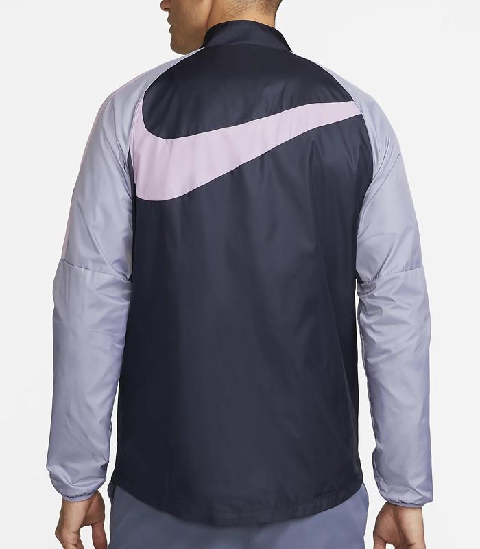 トッテナム、NIKE新作トレーニングウェアが登場！V字の「ウィンドランナー」がカッコよすぎる｜写真4