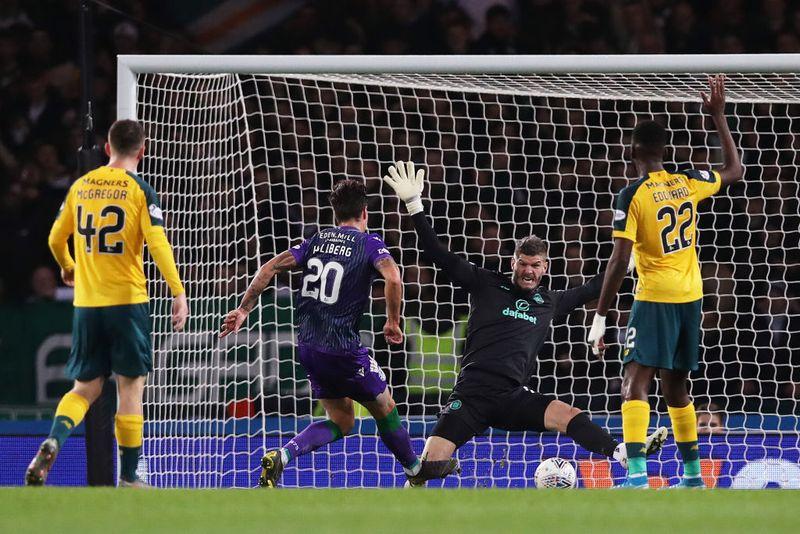 ウイイレ2020「フィジカル最強のGK」のTOP10｜写真11