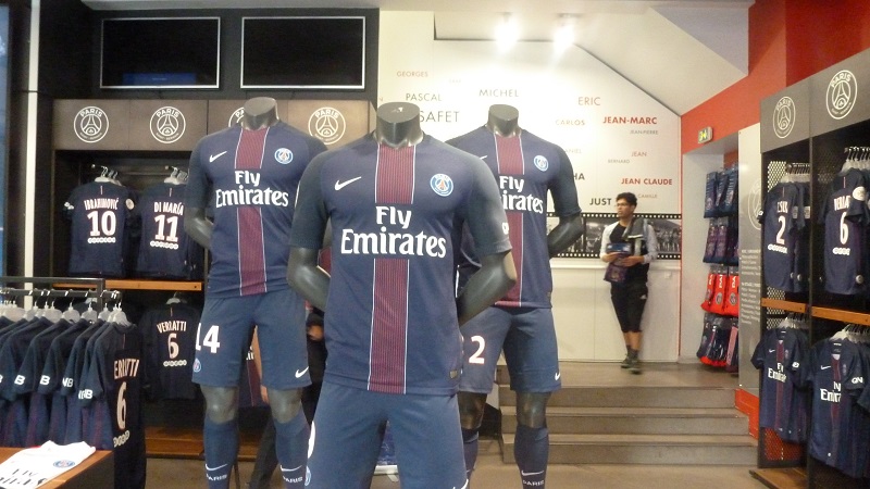 世界一オシャレ？「PSGのオフィシャルショップ」に行ってみた！｜写真5