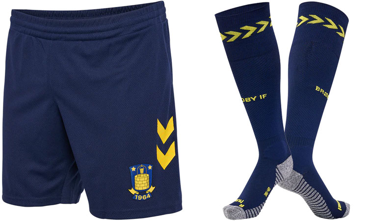 鈴木唯人が絶好調！ブレンビー、今季ユニは「hummelの名作」を使用　“井戸”を描くエンブレムのルーツとは｜写真6