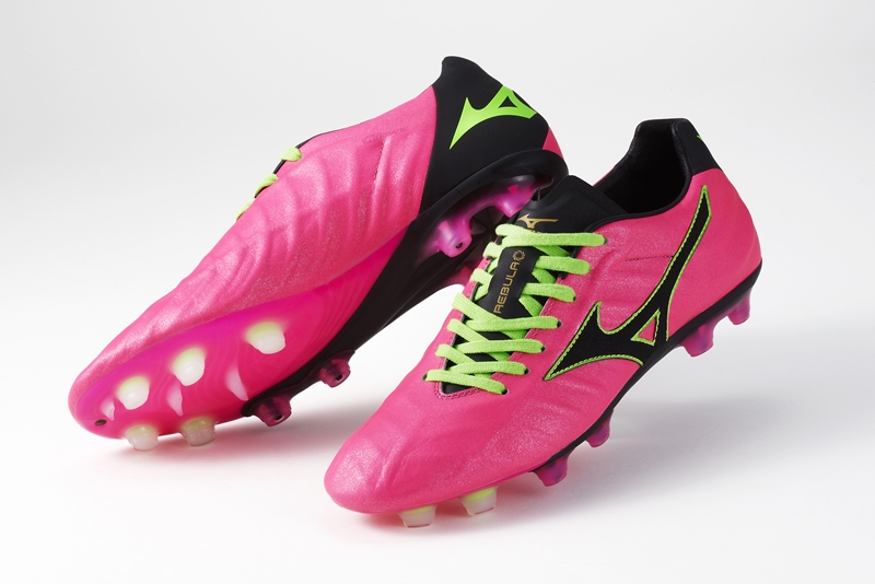 MIZUNOのスパイク、本田着用モデルはやっぱり特別仕様！その理由が胸アツ｜写真9