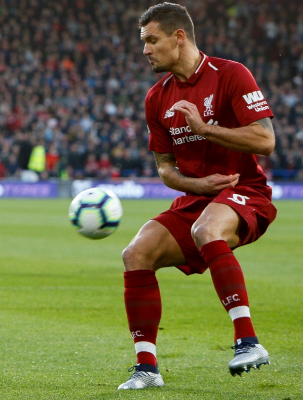 イニエスタ＆トーレスも！今季スパイクブランドを変えた大物選手たち｜写真8