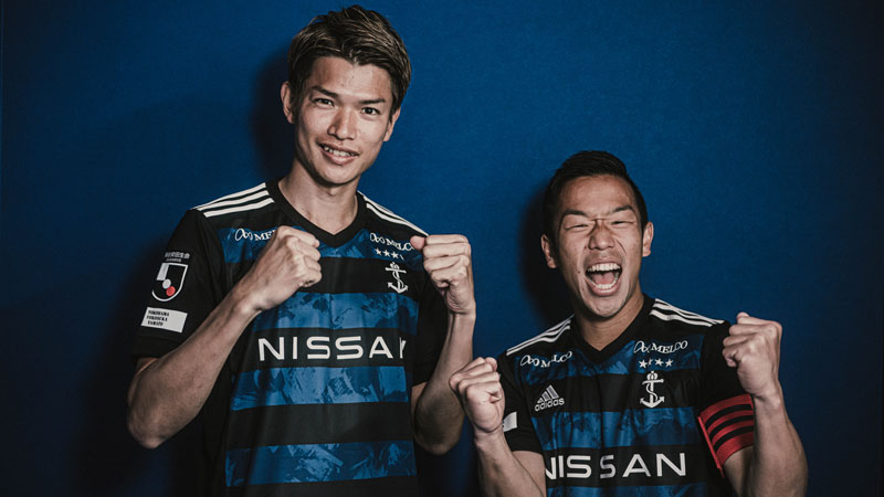 横浜F・マリノス、夏の限定ユニフォームを発表！デザインは「荒波と錨」｜写真4