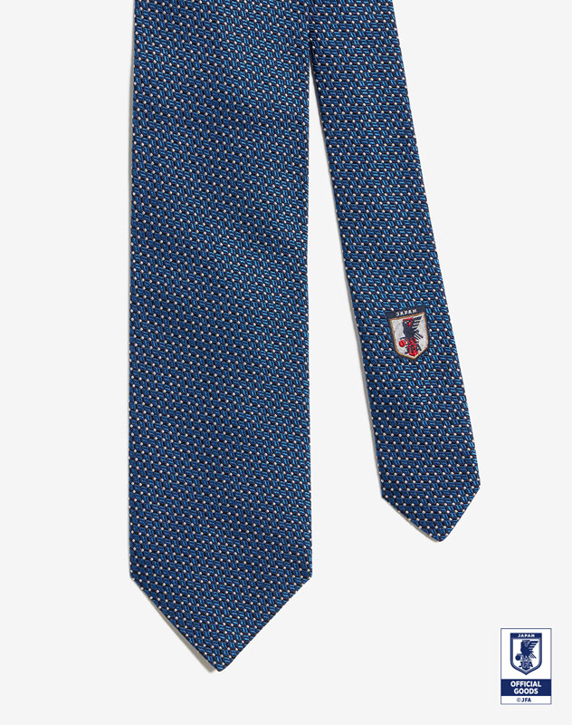 『ダンヒル×日本代表』から“大人の勝負服”「2023 SAMURAI BLUE COLLECTION」が登場｜写真3