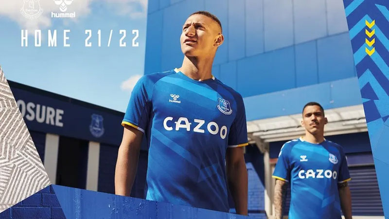 エヴァートン、「ダズル迷彩柄」の21-22新ユニフォームを発表！｜写真5