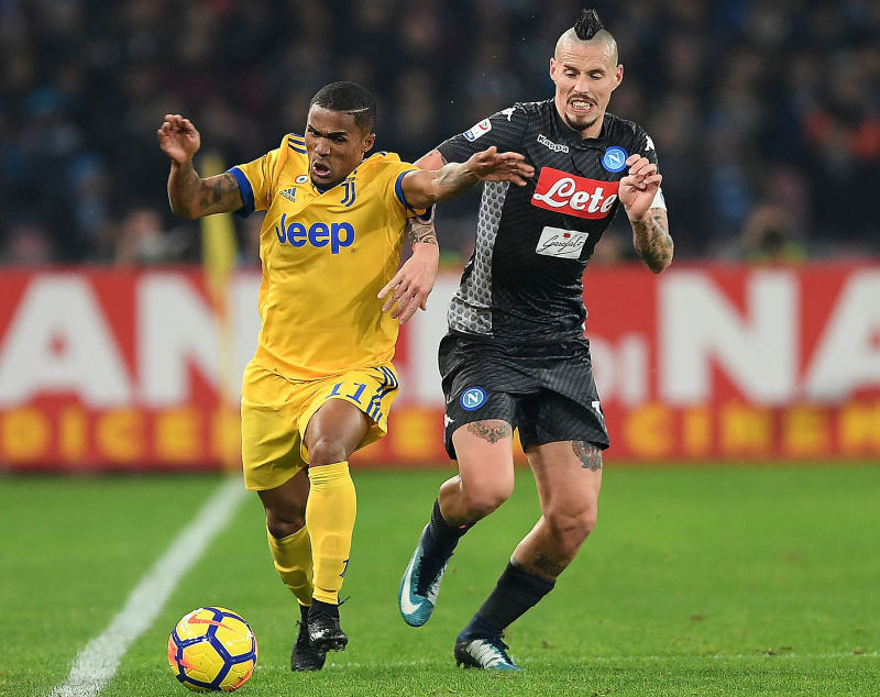 一歩先を行くデザイン！ナポリ、17-18「カーボン」ユニフォームを発表｜写真6