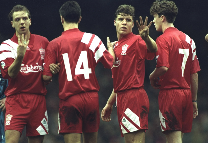 リヴァプールvsユナイテッド！最強かっこいい“赤”ユニフォーム10選｜写真4