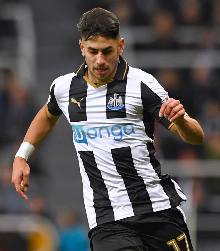 ニューカッスル、中堅時代の「最高にかっこいい白黒ユニフォーム」10選｜写真2