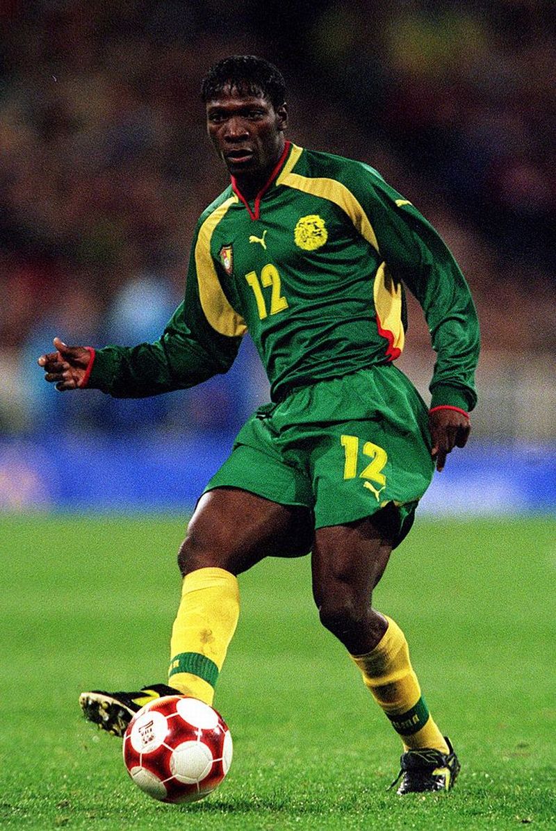 貧困、亡命、銃撃…「逆境を乗り越えて」サッカー選手になったスター10名｜写真11