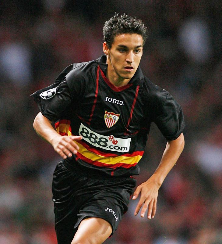 サッカー界から消滅の危機？「ギャンブル系」の最強ユニフォーム10｜写真5