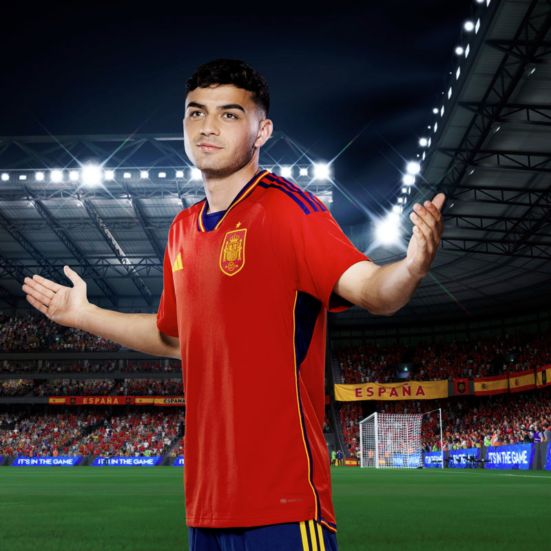 日本と激突！スペイン代表、カタールW杯に向けた2022新ユニフォームを発表｜写真9