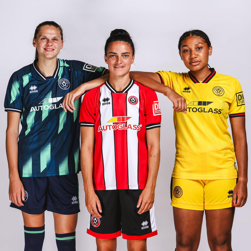女子サッカー超人気！プレミアのシェフィールド・Uに歴史的「初の女子チーム専用ユニフォーム」が誕生する｜写真3