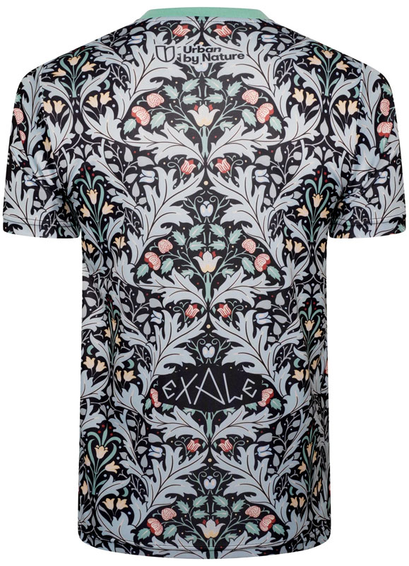 至高の芸術！英セミプロチームが『ウィリアム・モリス』とコラボの美しきユニフォーム、どこで買える？｜写真4