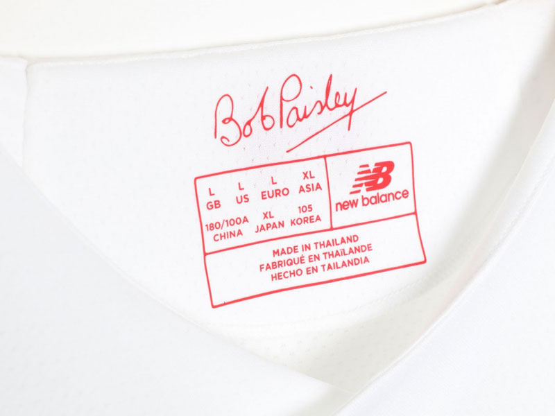 リヴァプール、2019-20新アウェイユニフォーム発表！「1977」へのオマージュ｜写真5