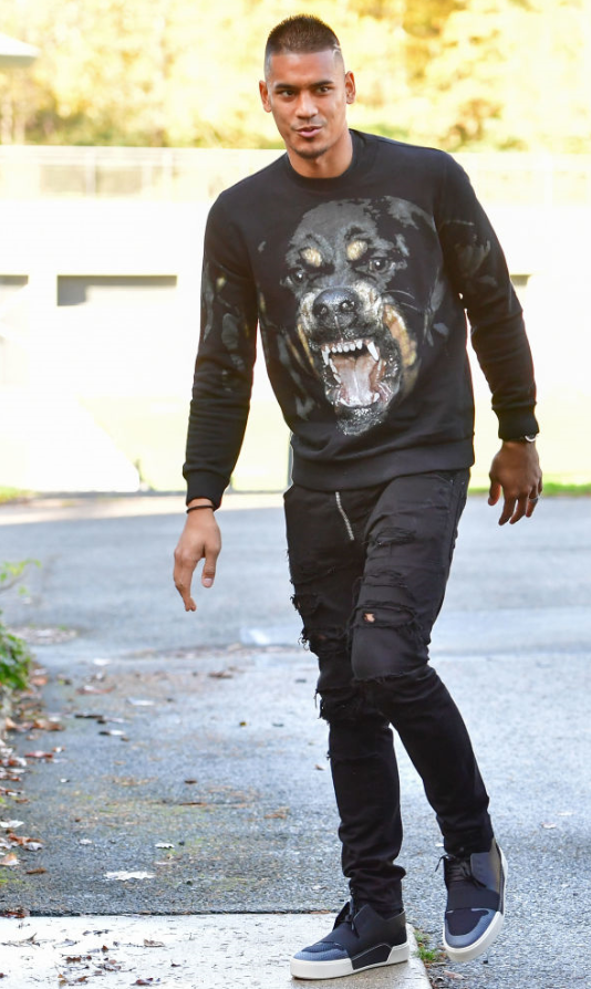 フランス代表選手たちの「最新私服ファッション」を見まくる！｜写真5