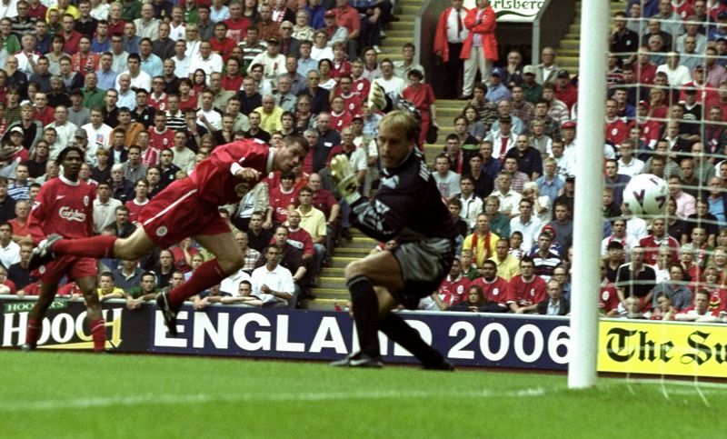 ファンならわかる？プレミア、歴代「オウンゴール王」TOP8｜写真7