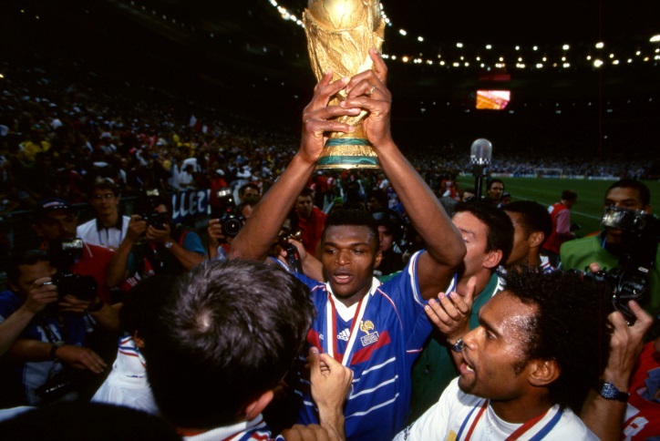 久保建英の仲間も！CBなのに「背番号8」をつけた5人｜写真1