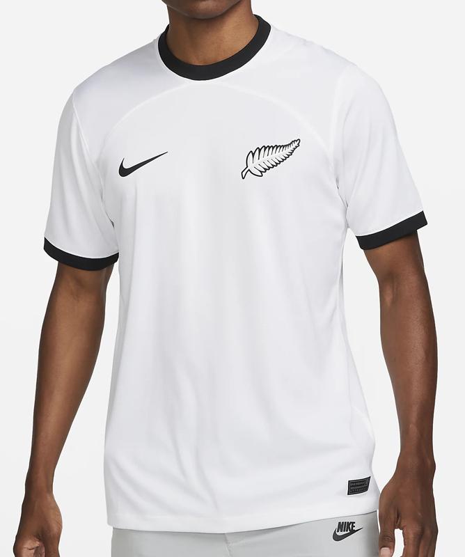 ラグビーW杯！サッカーでも有名な出場国の「ユニフォーム」と「ラグビージャージ」を見比べてみた｜写真19