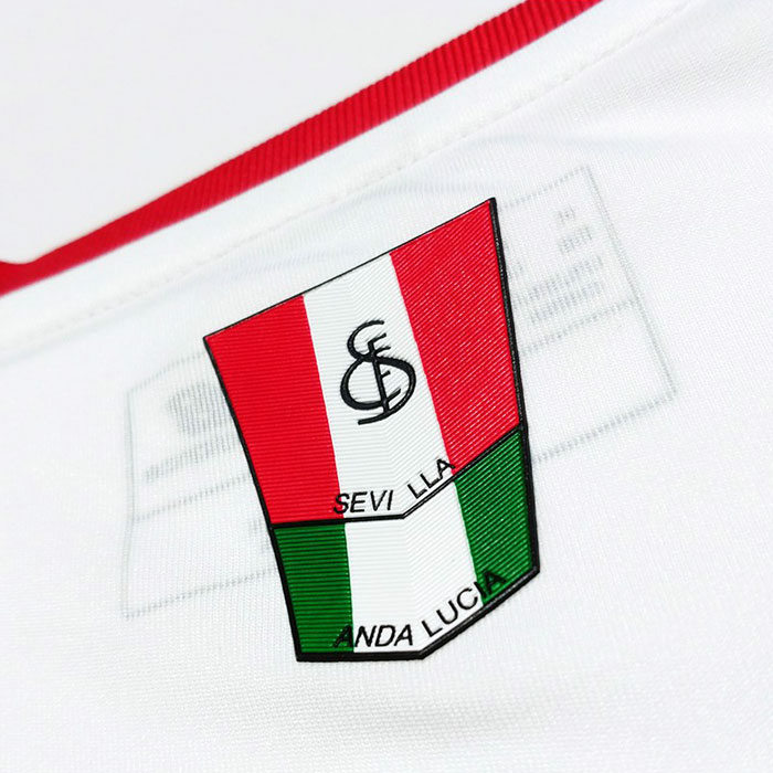 セビージャ、6,000着限定の「格安」国王杯決勝ユニフォームをリリース！｜写真7